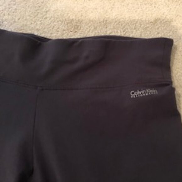 Calvin Klein Performance Activewear Capri Length Mid Rise Leggings Dk Gray Sz L - Picture 2 of 6